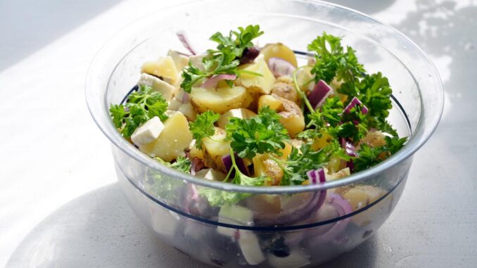 lehky bramborovy salat